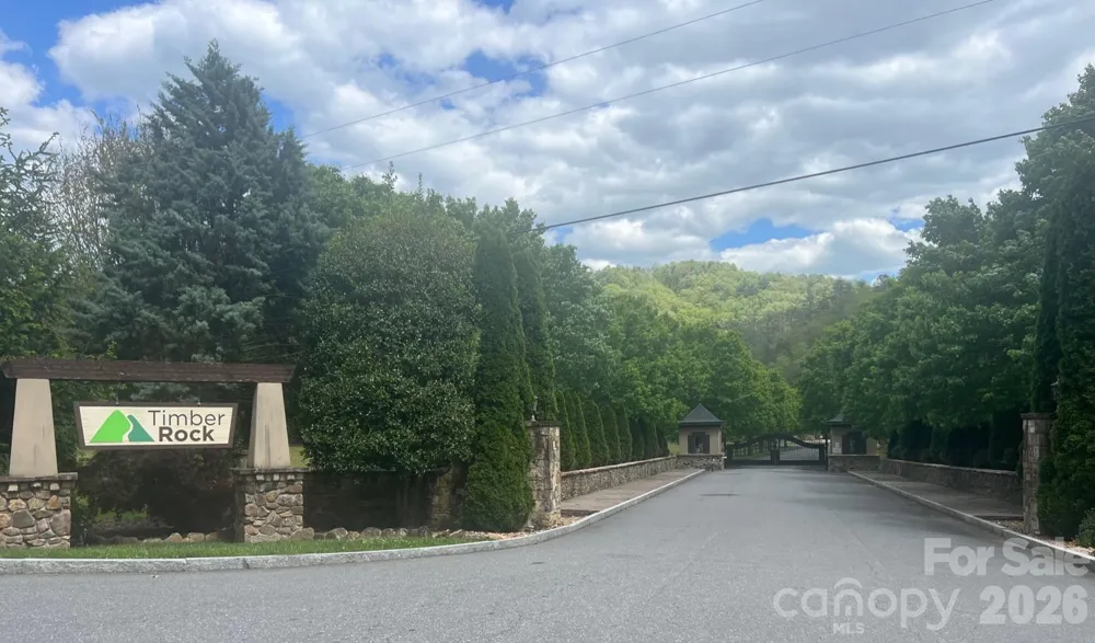 531 Roca Vista Drive Lenoir, NC 28645