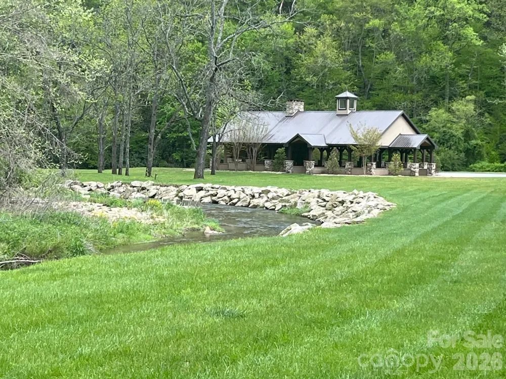 531 Roca Vista Drive Lenoir, NC 28645