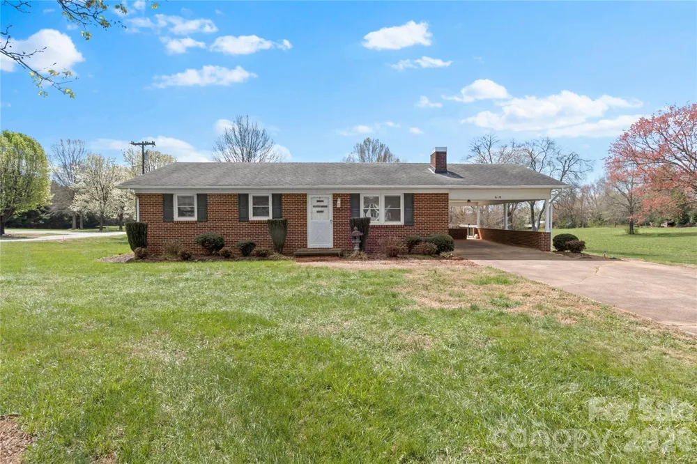 610 Nc 67 Highway Boonville, NC 27011