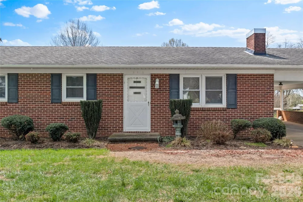 610 Nc 67 Highway Boonville, NC 27011