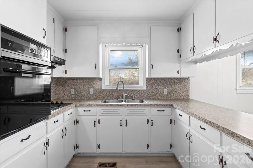 610 Nc 67 Highway Boonville, NC 27011
