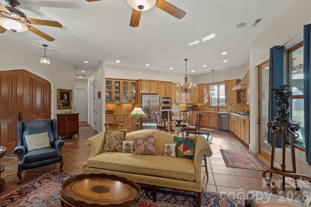 628 Vista Falls Road Mills River, NC 28759
