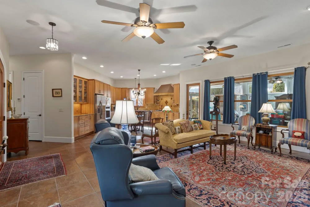 628 Vista Falls Road Mills River, NC 28759