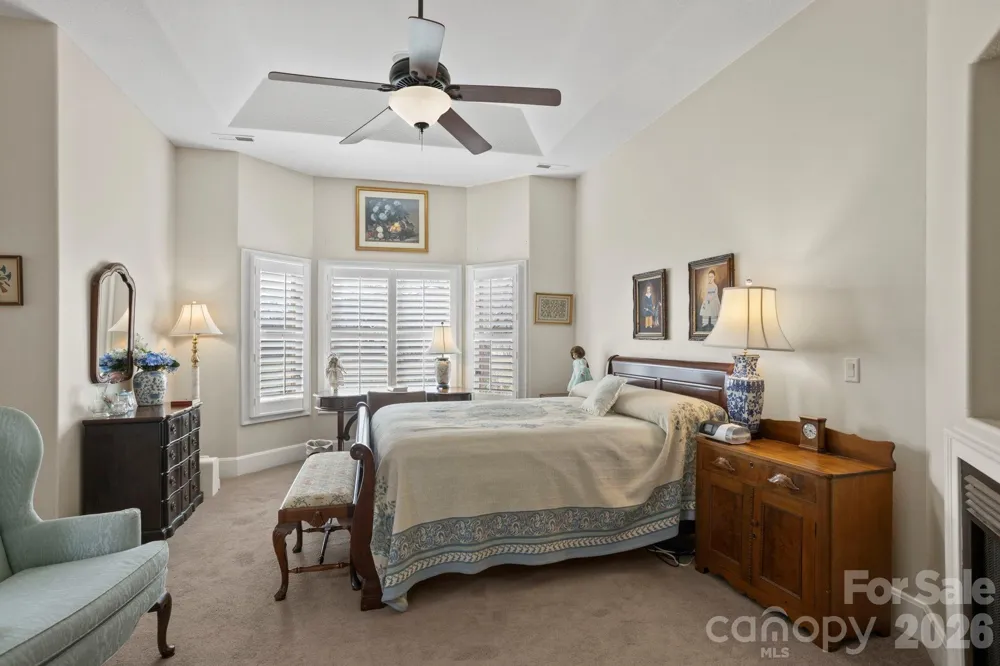 628 Vista Falls Road Mills River, NC 28759