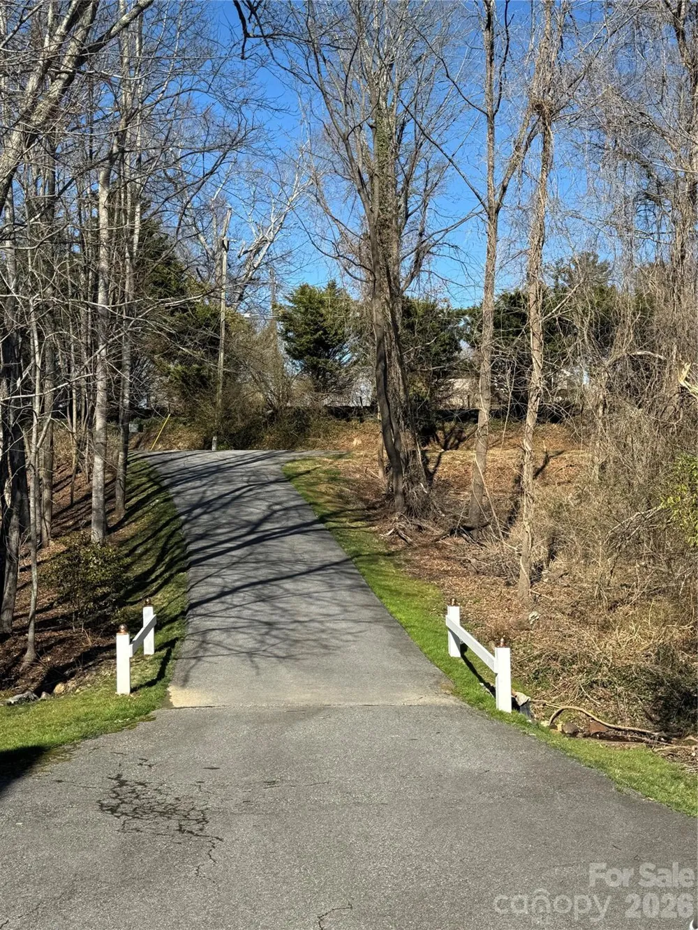 628 Vista Falls Road Mills River, NC 28759