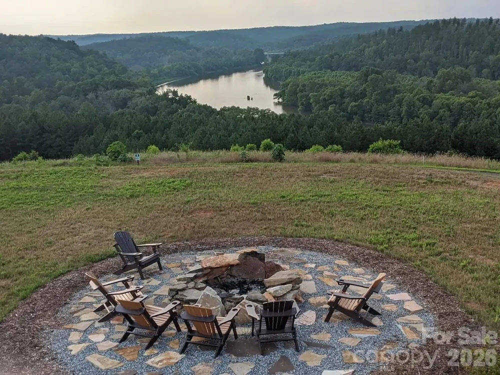 206 W Settings Boulevard Valdese, NC 28690