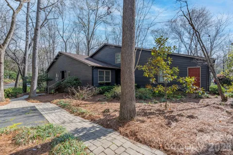 838 Bridgewood Drive