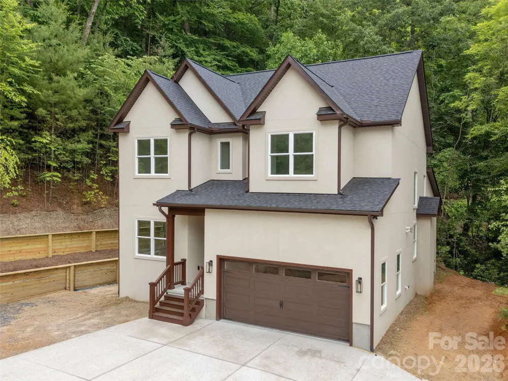 366 Mistletoe Trail Hendersonville, NC 28791