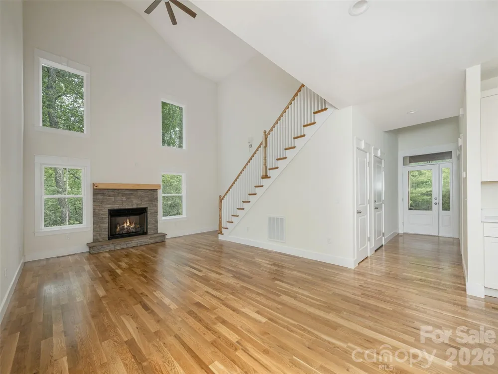 366 Mistletoe Trail Hendersonville, NC 28791