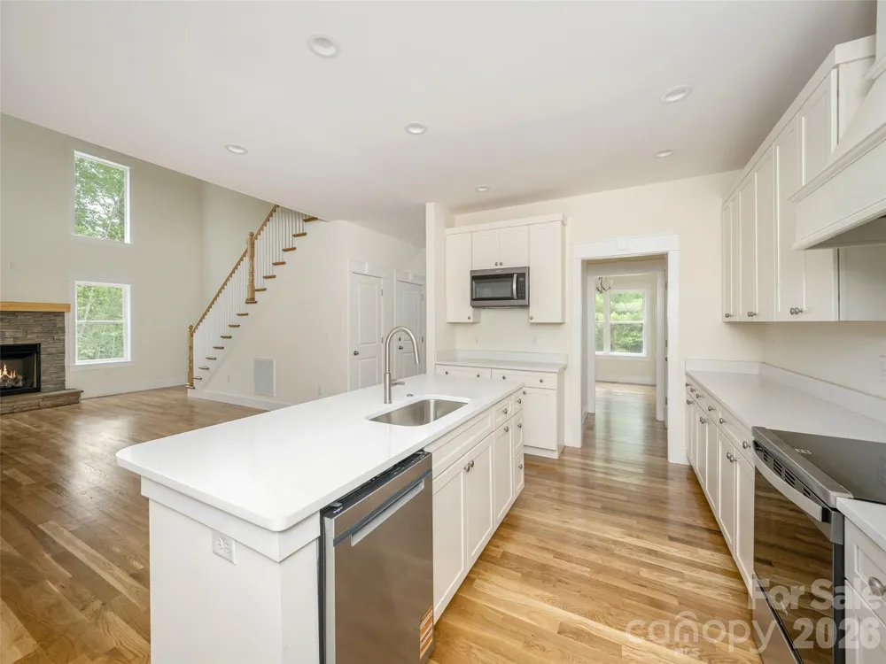 366 Mistletoe Trail Hendersonville, NC 28791