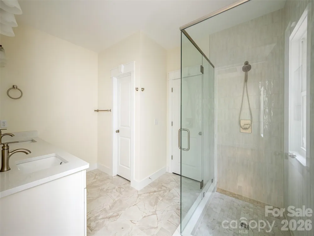 366 Mistletoe Trail Hendersonville, NC 28791