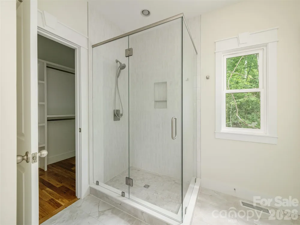 366 Mistletoe Trail Hendersonville, NC 28791