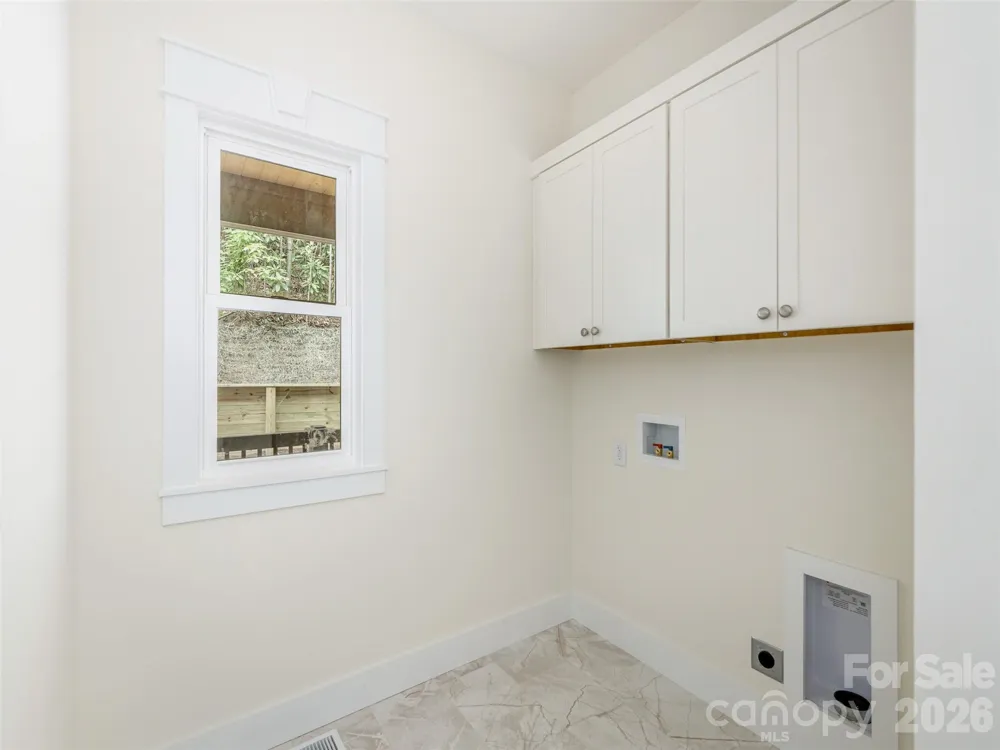 366 Mistletoe Trail Hendersonville, NC 28791