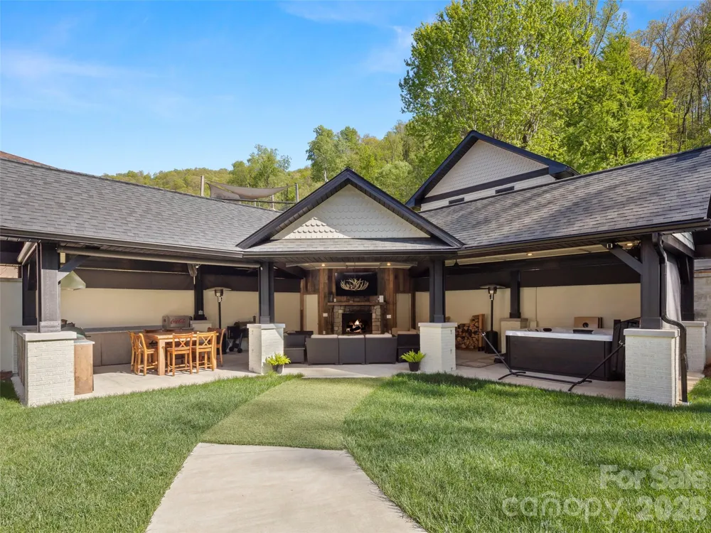117 Jackson Street Sylva, NC 28779