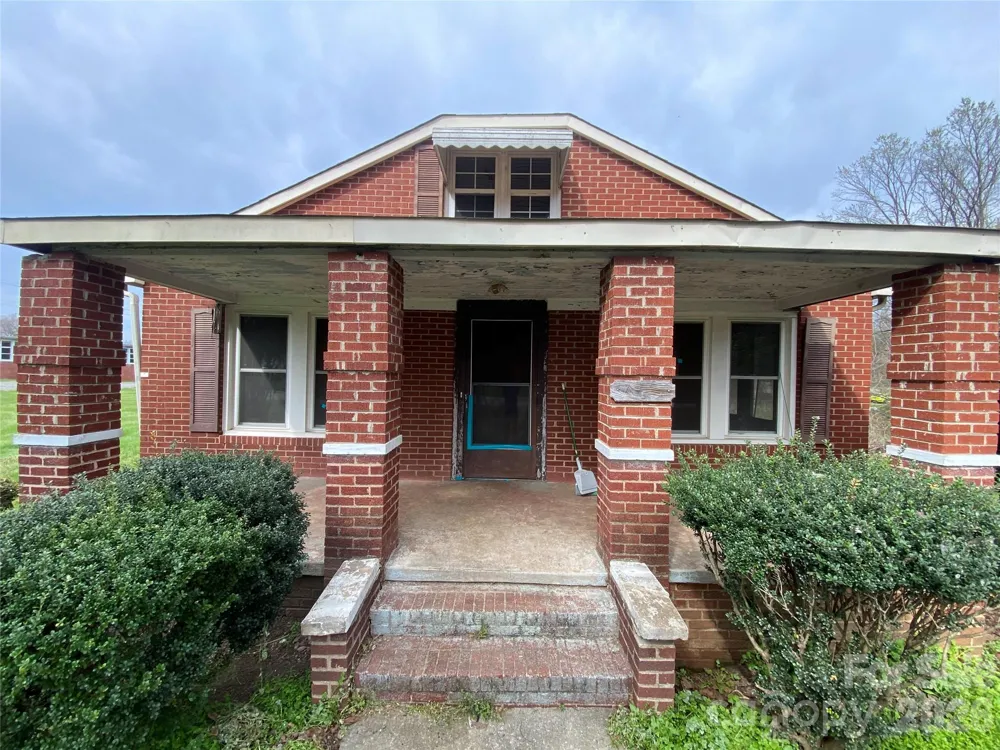 705 E Main Street Cleveland, NC 27013