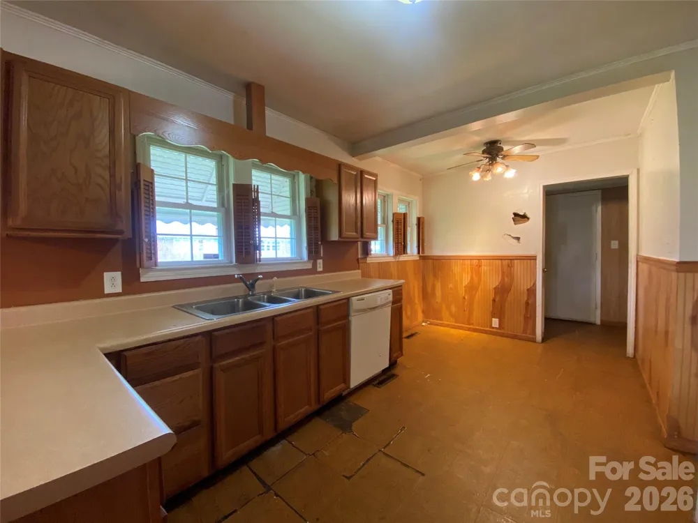 705 E Main Street Cleveland, NC 27013