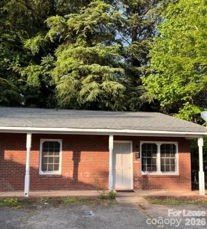 334 Brevard Street #F Statesville, NC 28677