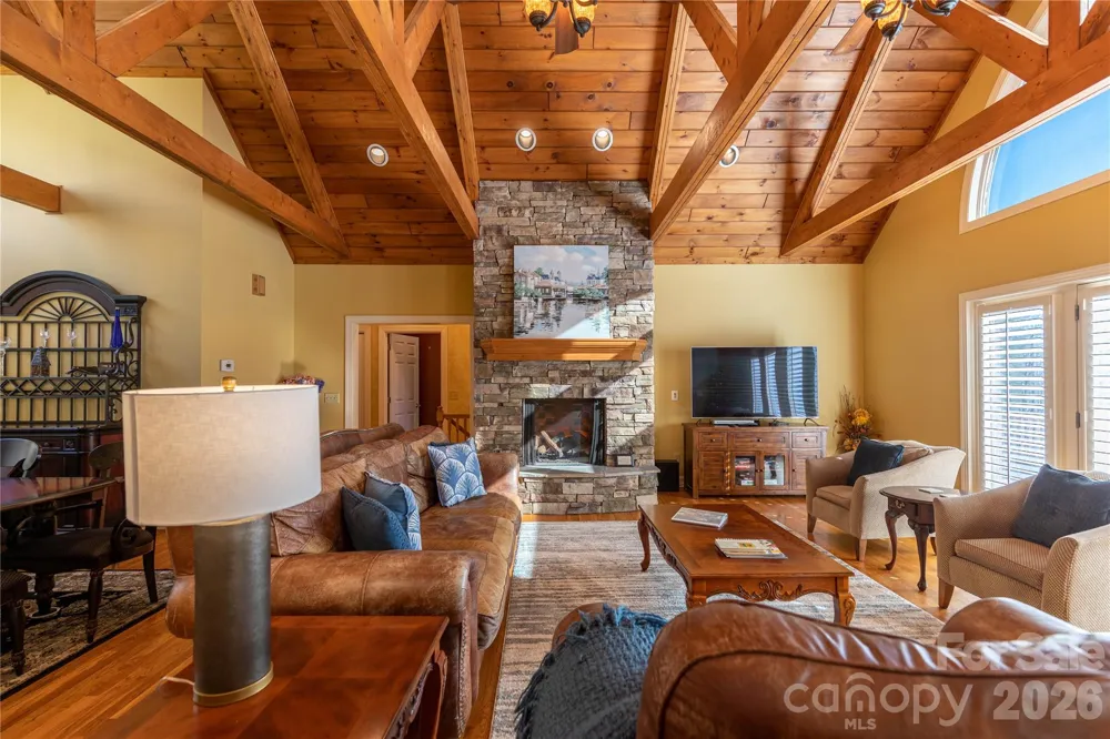 446 Windridge Drive Sugar Grove, NC 28679