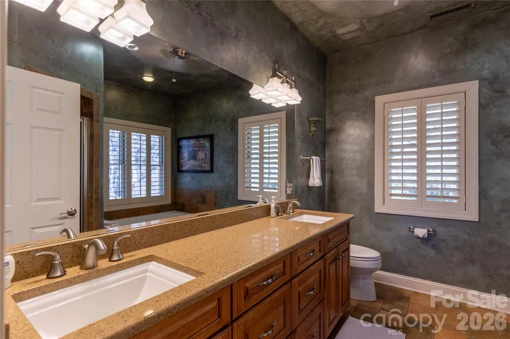 446 Windridge Drive Sugar Grove, NC 28679
