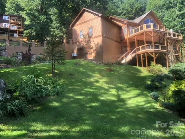 446 Windridge Drive Sugar Grove, NC 28679