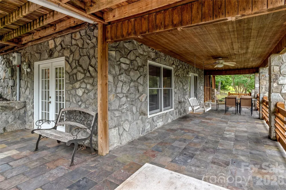 197 Fairview Drive Traphill, NC 28685