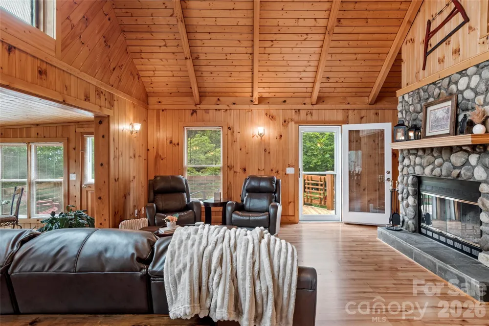 197 Fairview Drive Traphill, NC 28685