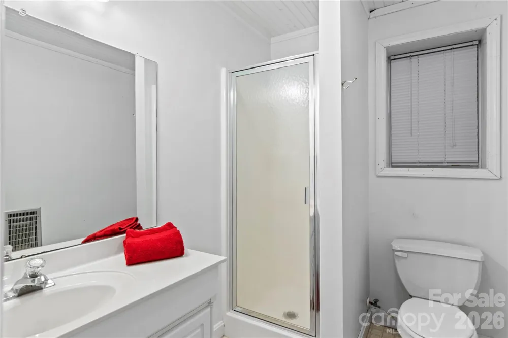 197 Fairview Drive Traphill, NC 28685