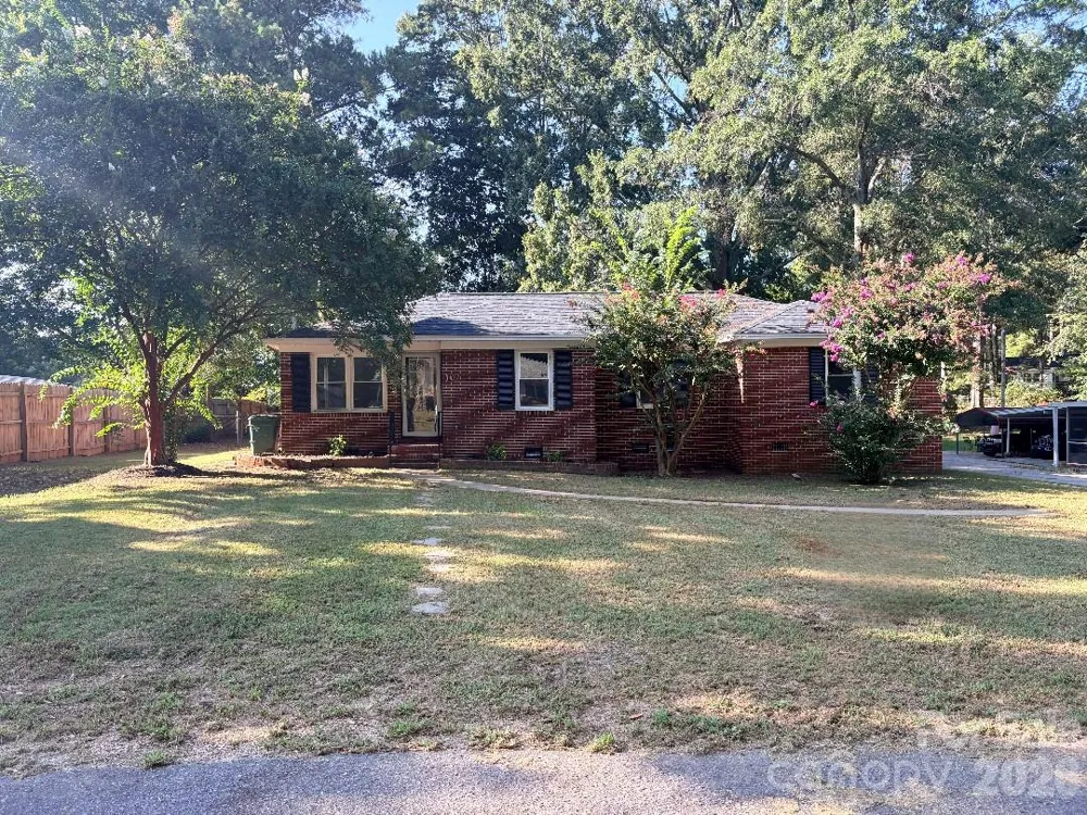 107 Berry Street Chester, SC 29706