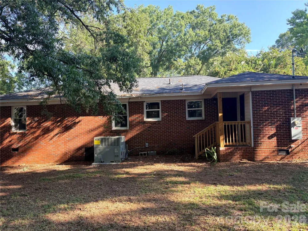 107 Berry Street Chester, SC 29706