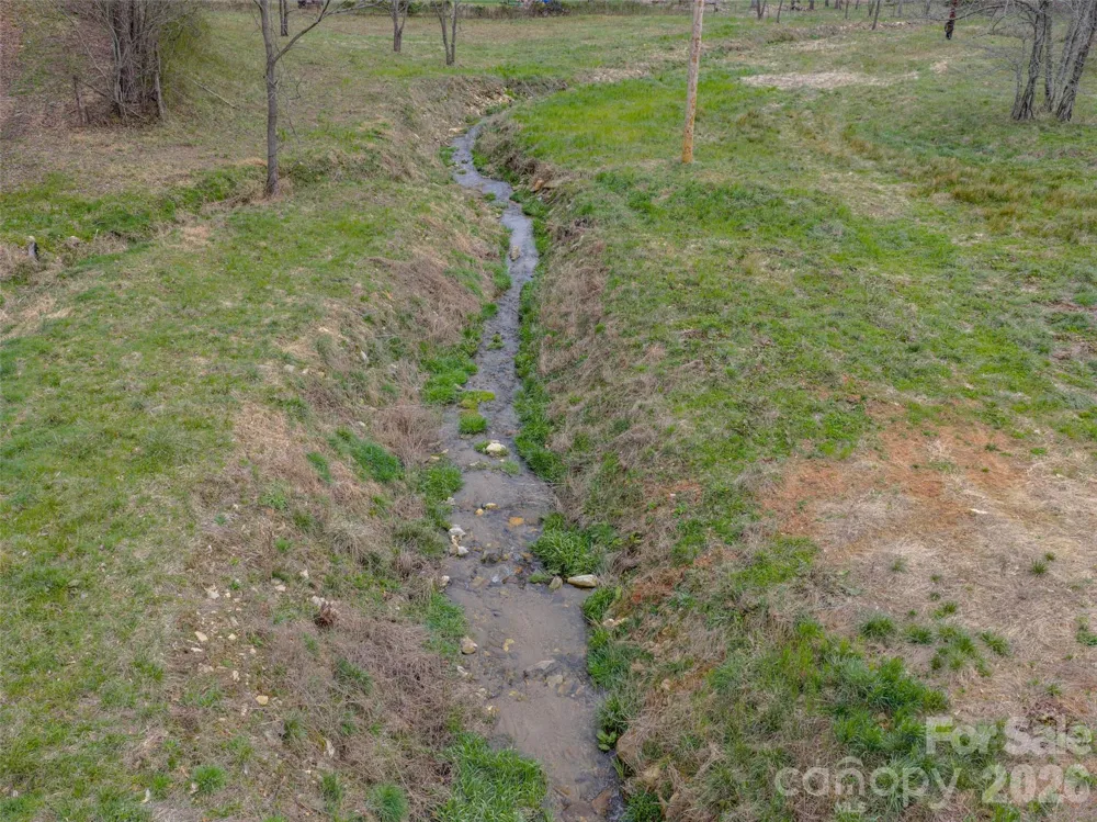 1433 Crabtree Mountain Road Clyde, NC 28721