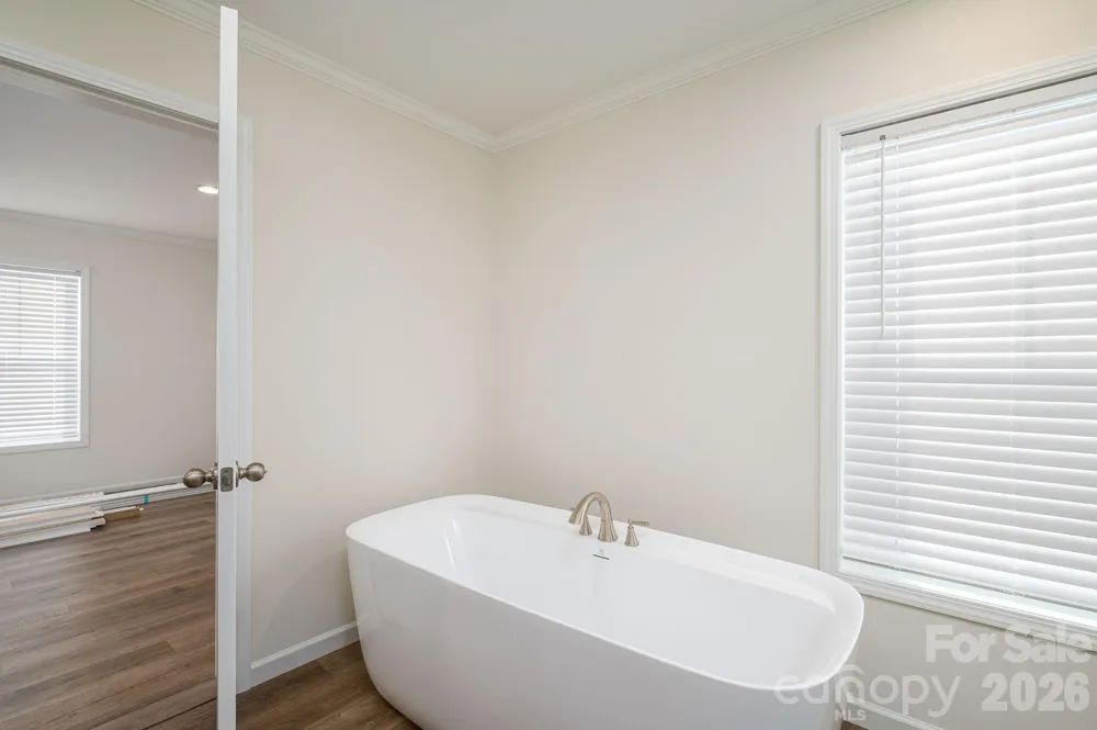 808 W Eagleview Lane Lawndale, NC 28090