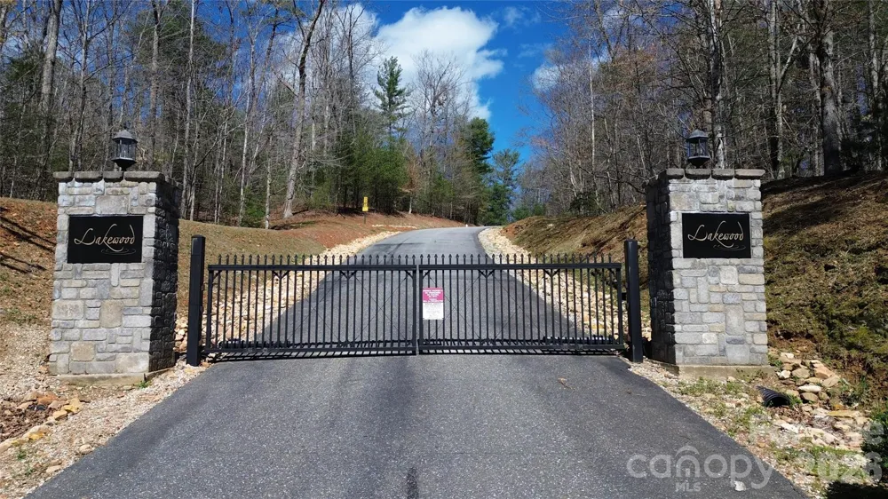 91 West Lake Road #91 Marion, NC 28752