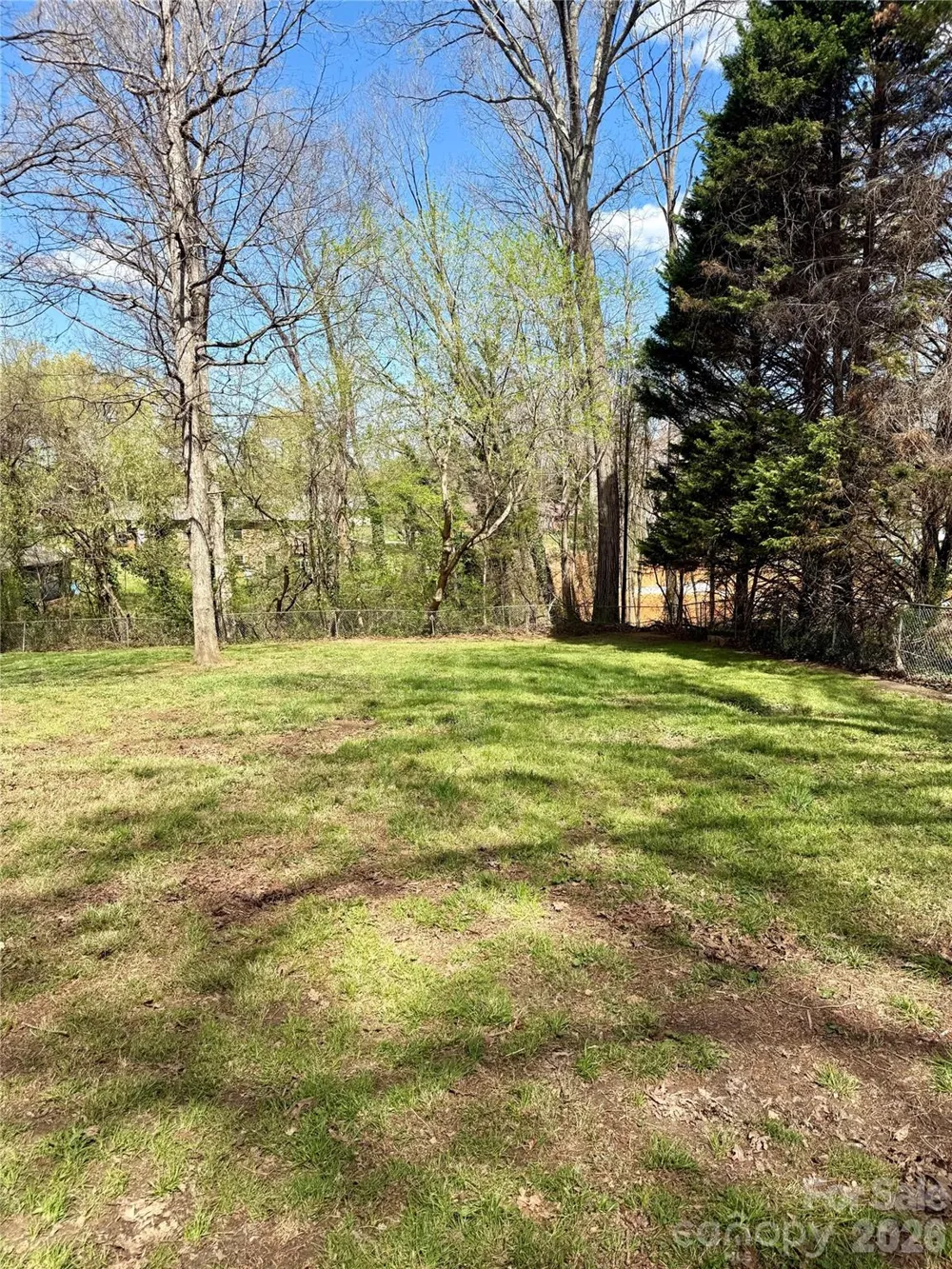 3743 Crosland Road Winston Salem, NC 27106