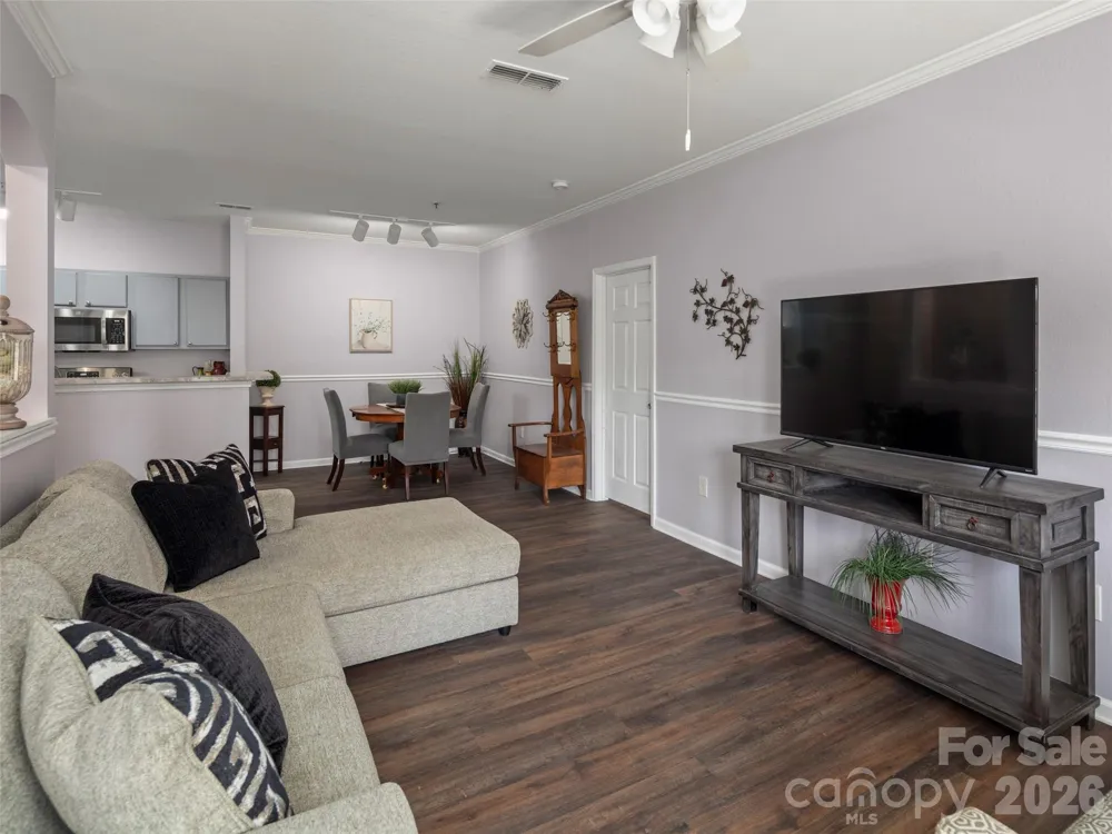 900 Vista Lake Drive #208 Candler, NC 28715