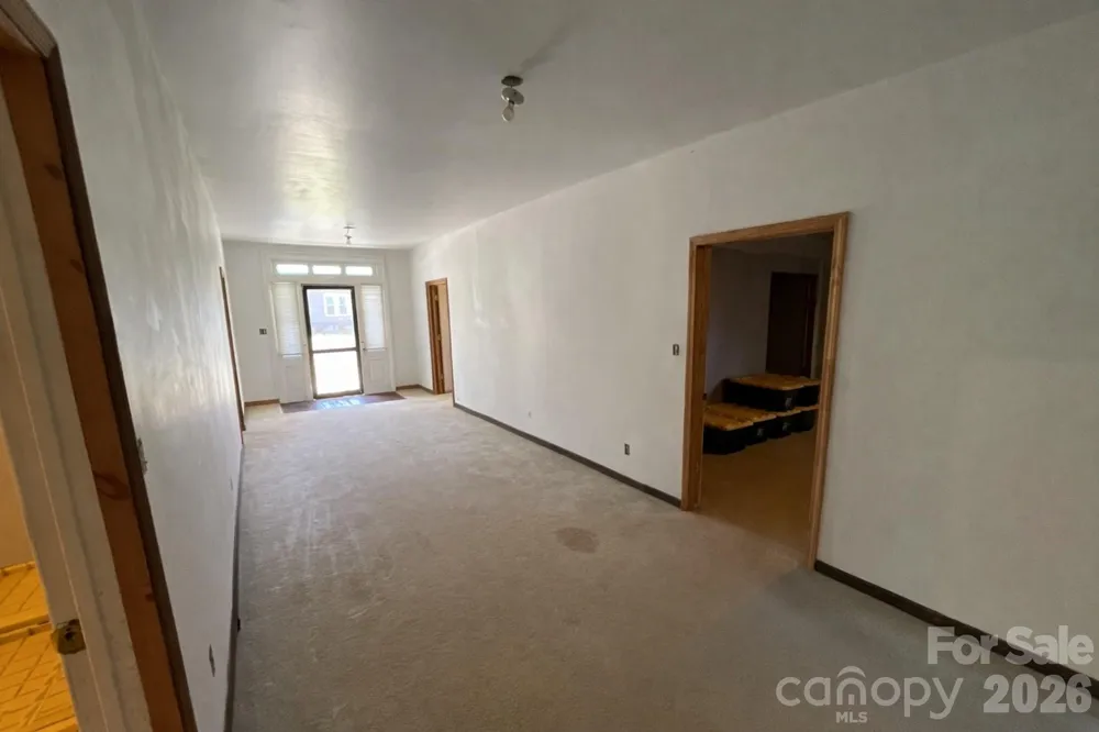 416 W Liberty Street Winnsboro, SC 29180