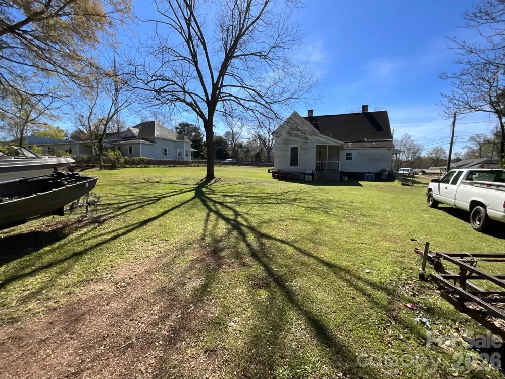 416 W Liberty Street Winnsboro, SC 29180