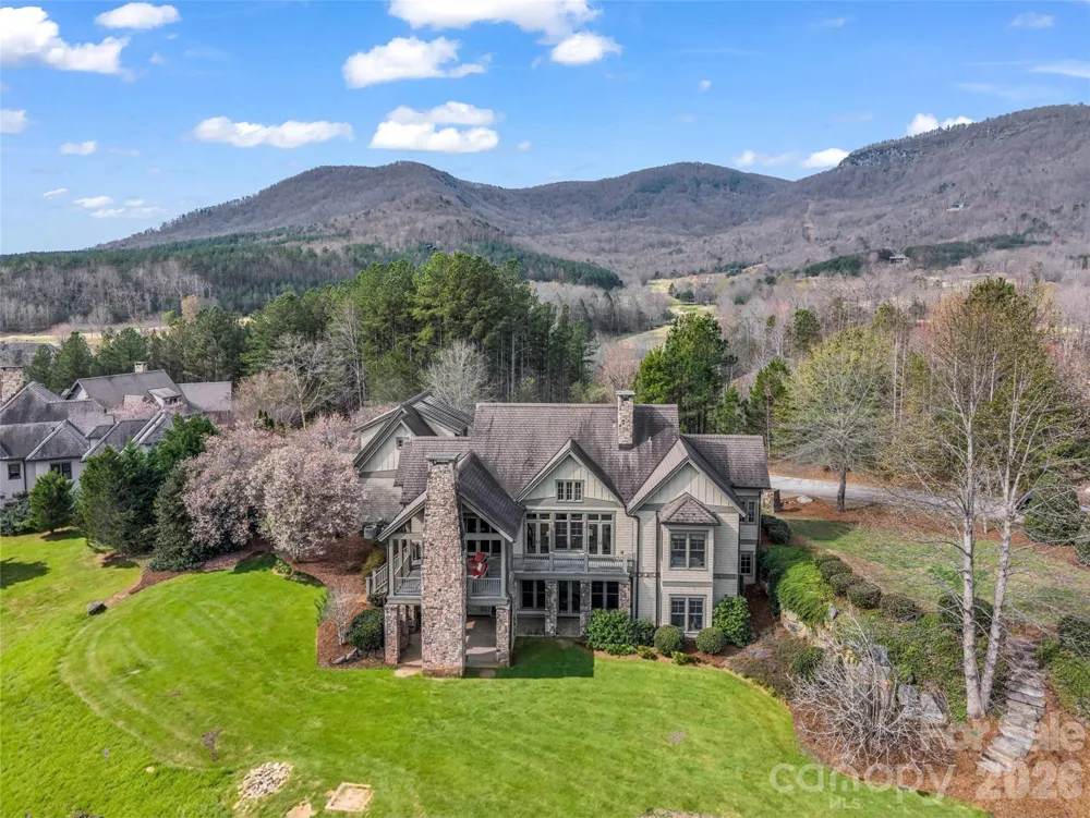 565 Chestertown Drive Mill Spring, NC 28756