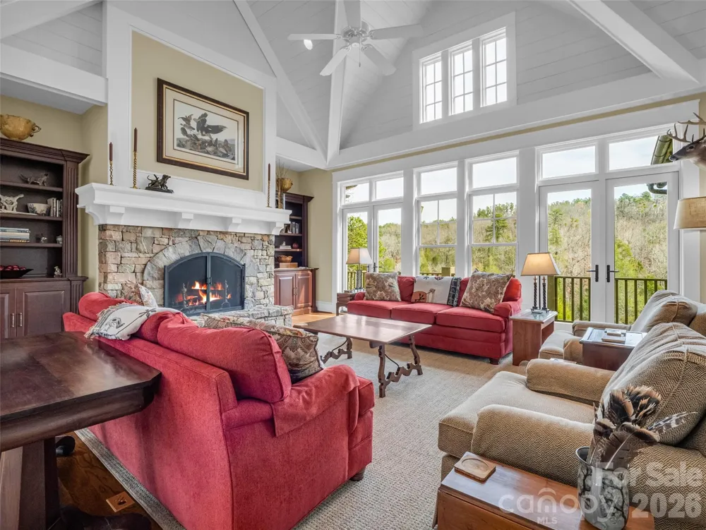 565 Chestertown Drive Mill Spring, NC 28756