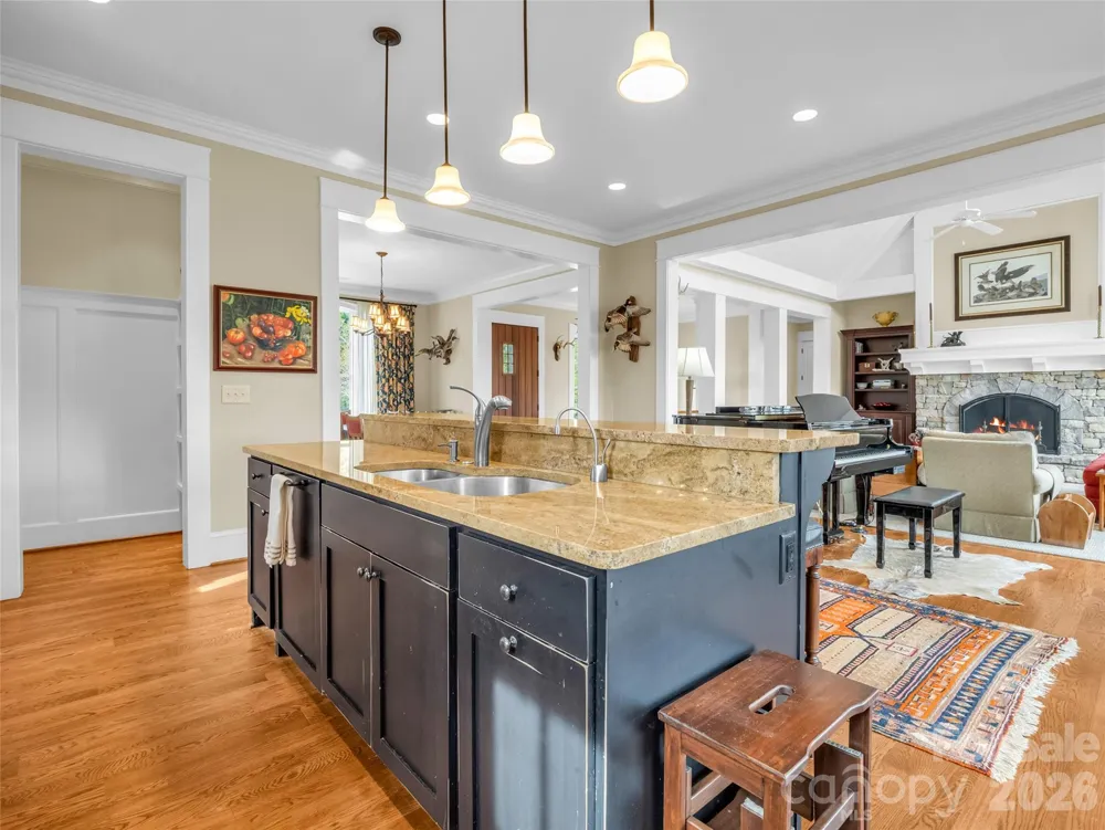 565 Chestertown Drive Mill Spring, NC 28756