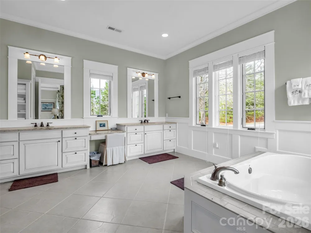 565 Chestertown Drive Mill Spring, NC 28756