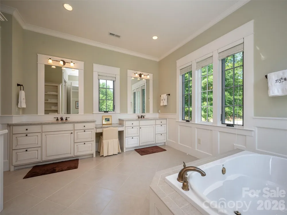 565 Chestertown Drive Mill Spring, NC 28756