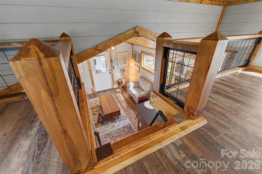 122 Mountain Breeze Ridge Scaly Mountain, NC 28775
