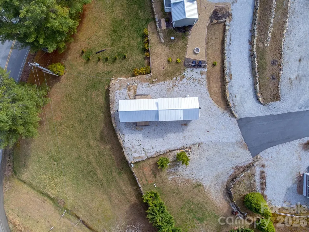 122 Mountain Breeze Ridge Scaly Mountain, NC 28775