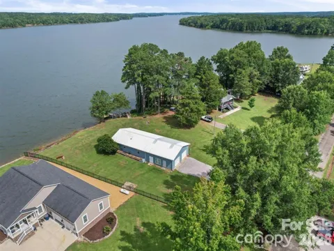 275 S Waters Edge Drive
