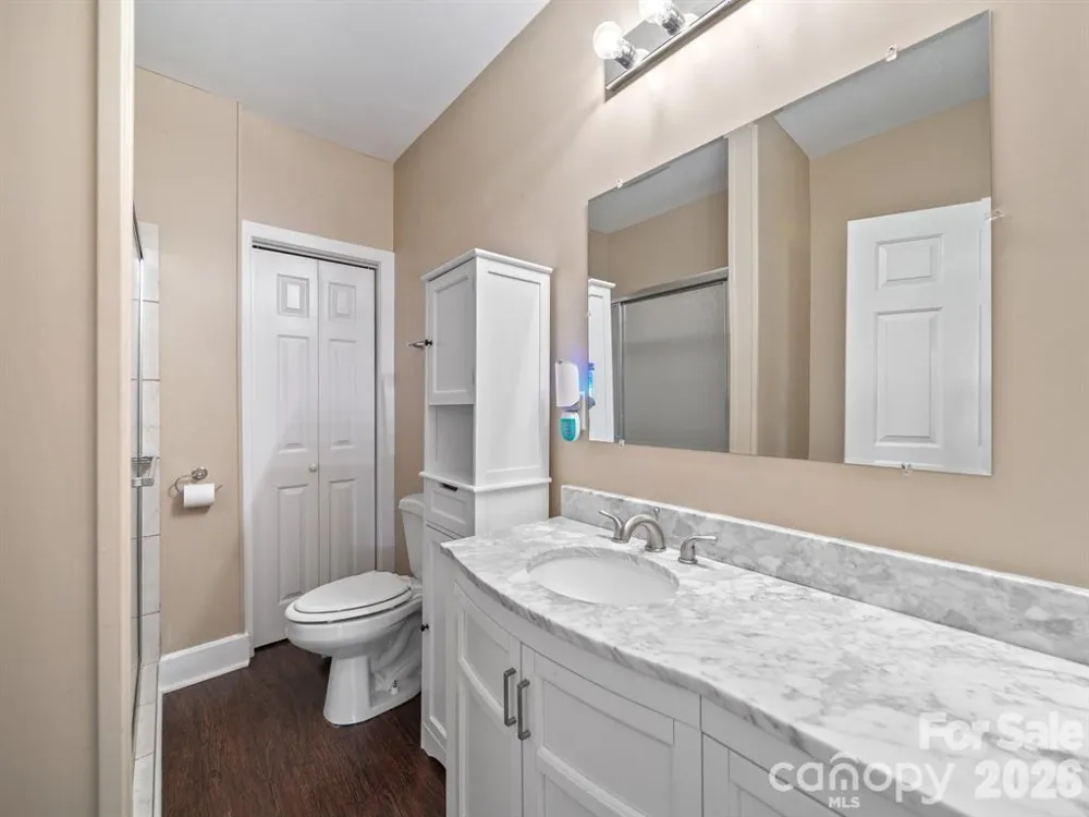 275 S Waters Edge Drive Winnsboro, SC 29180
