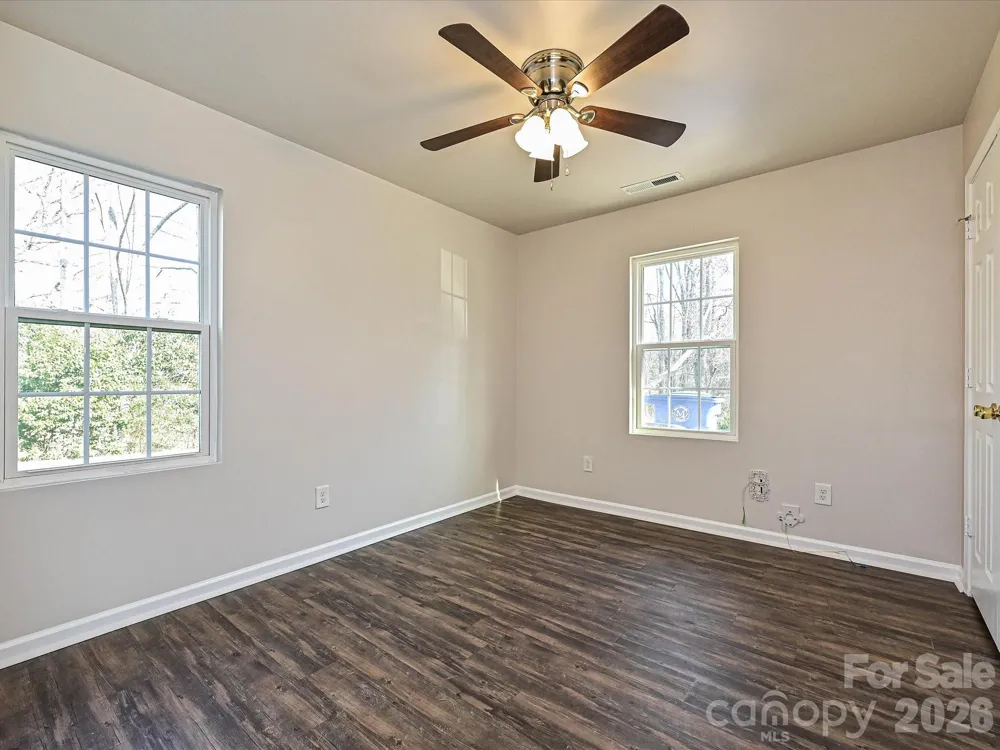 362 E Mills Avenue Mooresville, NC 28115