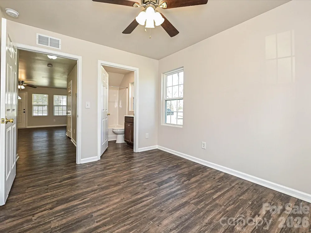 362 E Mills Avenue Mooresville, NC 28115