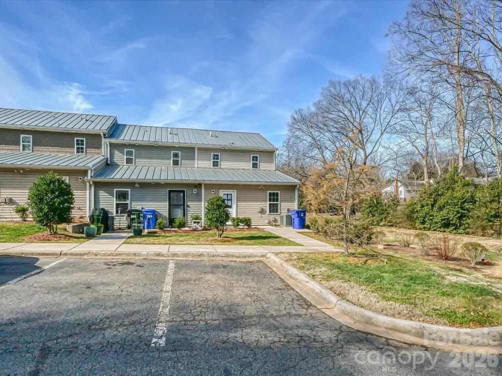 362 E Mills Avenue Mooresville, NC 28115