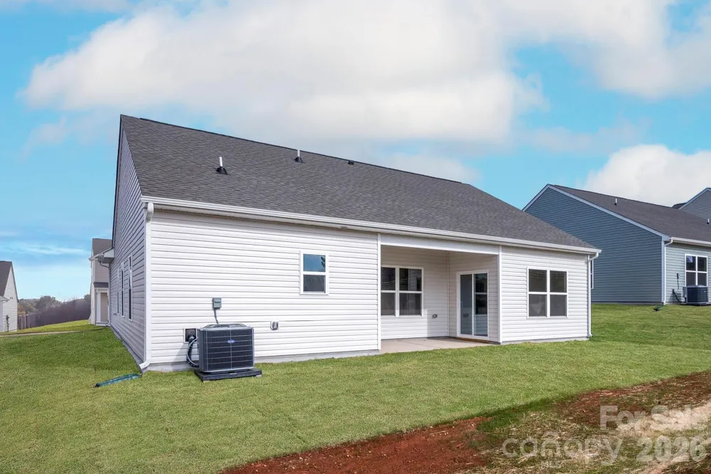3446 Robindale Drive Winston Salem, NC 27107
