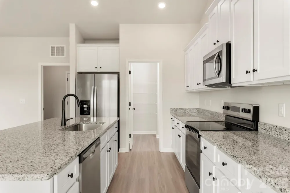 3446 Robindale Drive Winston Salem, NC 27107